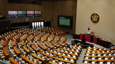 [동아일보] 與 “채상병 특검 찬성 더 늘면 타격”…野 “국민 두려워해야”