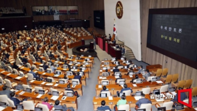 [아시아경제] 대통령실 민주당, 폭력적 입법쿠데타 중단해야…탄핵 남발 유감