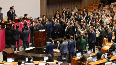 [서울신문] ‘이재명 연루자 사망 특검’ 공방에 ‘한동훈 특검법’도…우후죽순 ‘특검 정국’