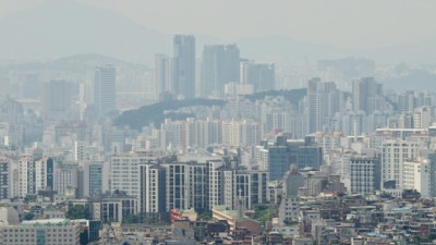 [이코노미스트]‘역대 최대’ 가계빚, 1900조원 육박…주담대 급증