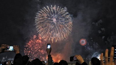 [조선일보]“여의도 불꽃축제 잘 보이는 집, 1박 65만원 대여” 등장